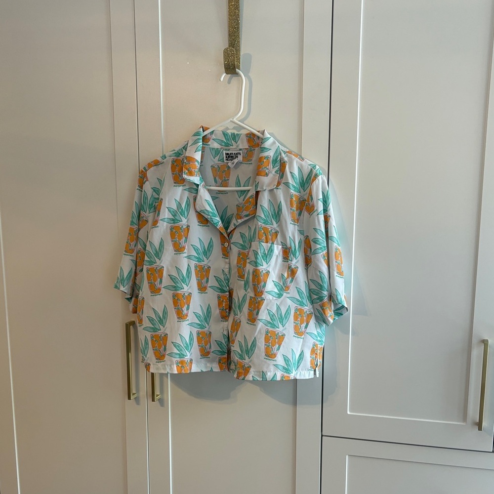 Bouffants & Broken hearts crop top
